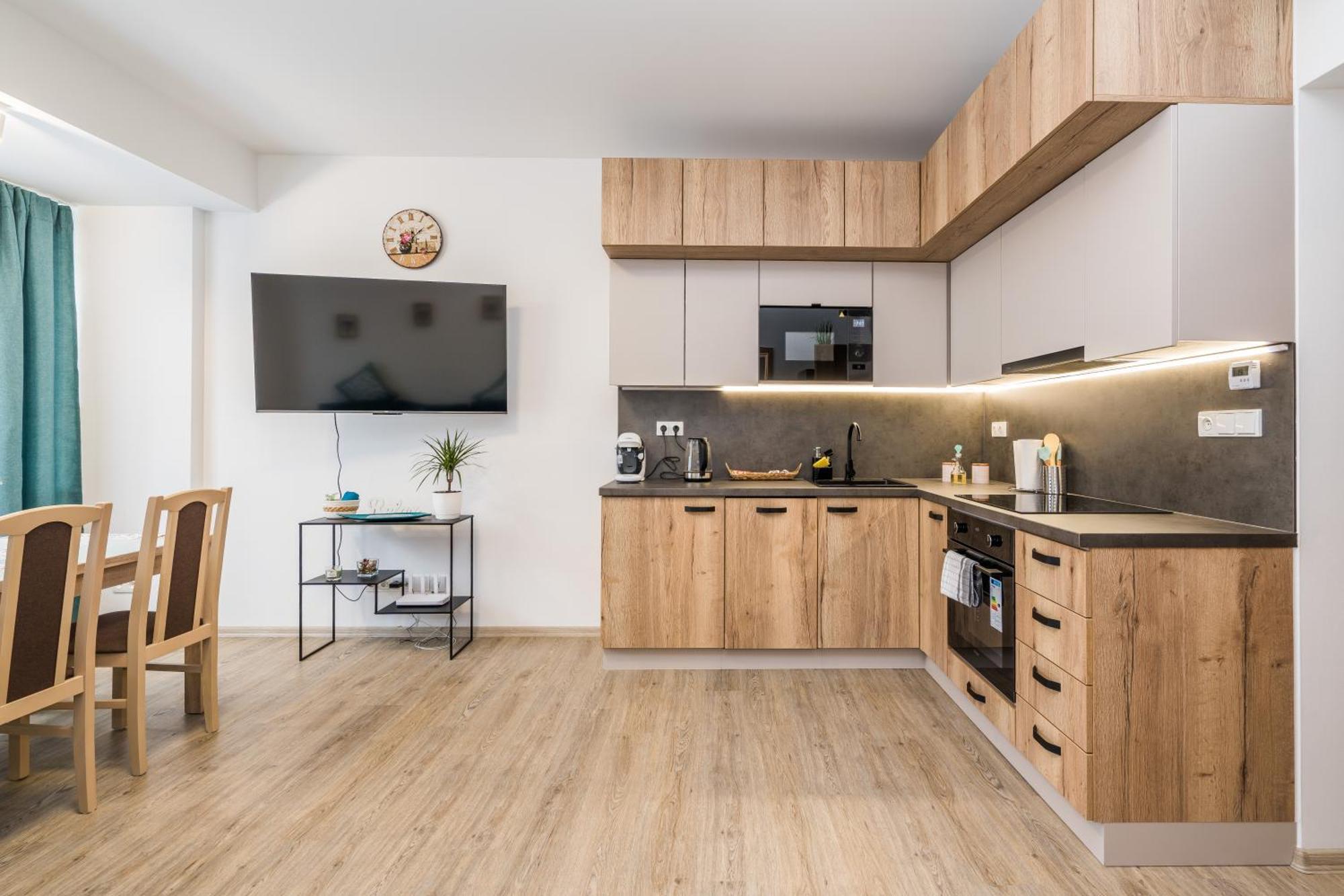 Апартаменты Perla Hradce 302 Градец-Кралове Экстерьер фото